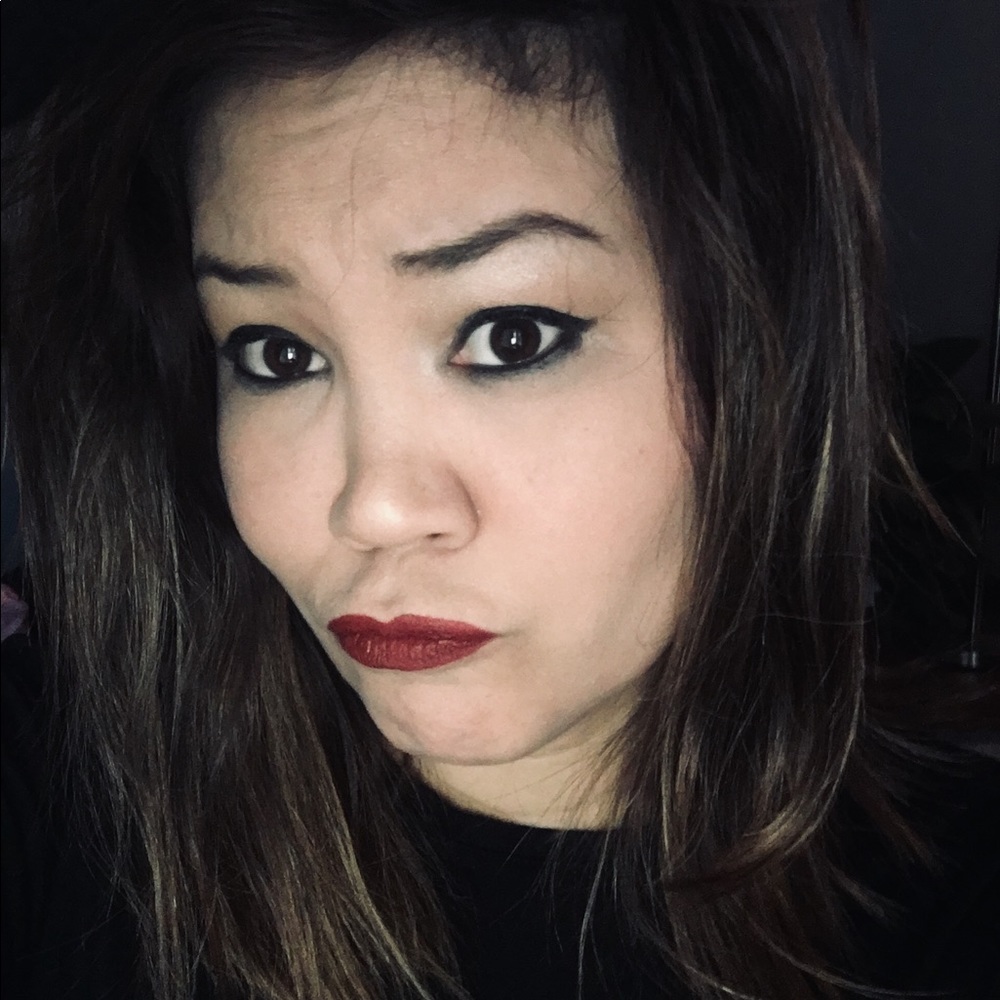 Meet your Posher, Valerie